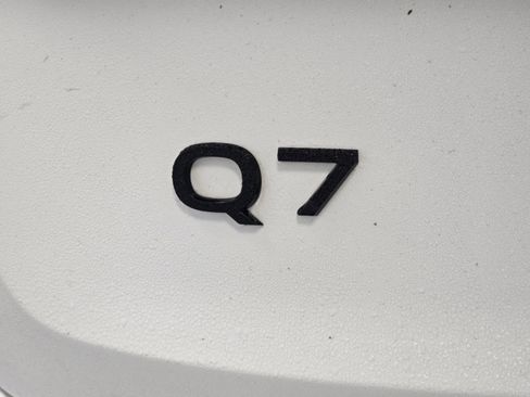 Used 2025 Audi Q7 3.0T Premium Plus image 32
