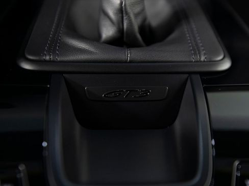 Certified 2022 Porsche 911 GT3 image 32
