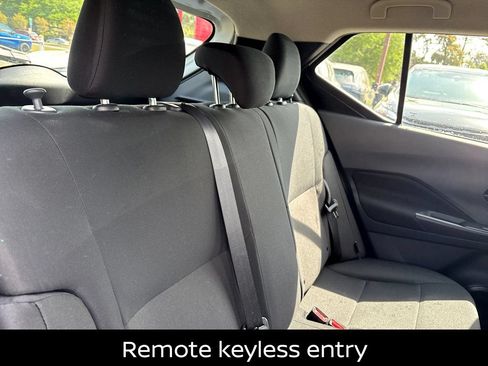 Used 2025 Nissan Kicks Play S FWD image 12