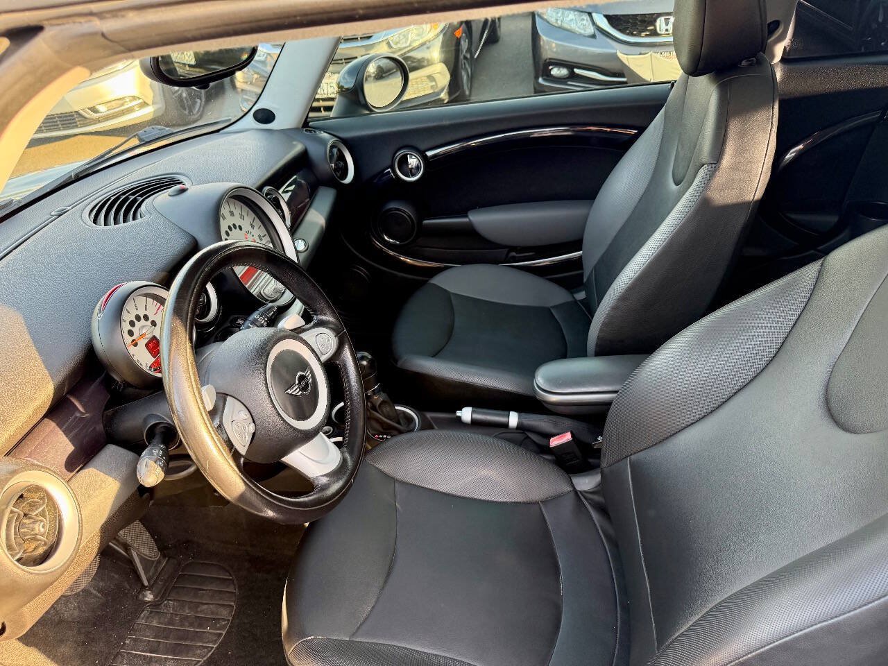 Used 2009 MINI Cooper Clubman Hardtop FWD image 13