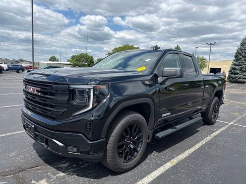 Used 2026 GMC Sierra 1500 Elevation AWD/4WD image 1