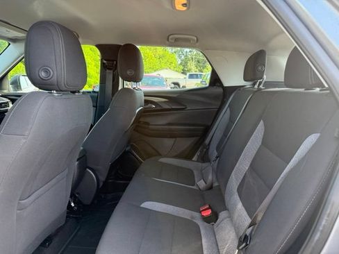 Used 2021 Chevrolet TrailBlazer LS FWD image 20