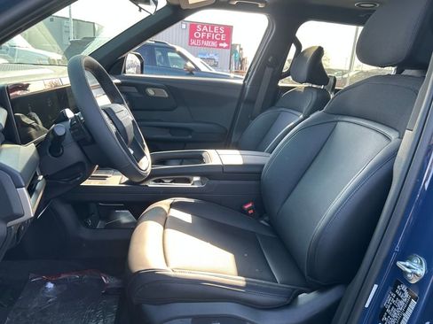 New 2027 Kia Telluride S image 23