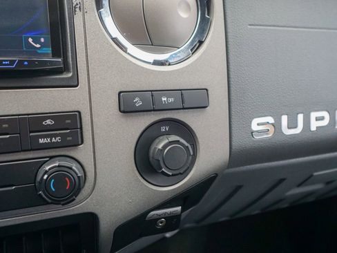 Used 2016 Ford F250 XLT w/ XLT Value Package image 29