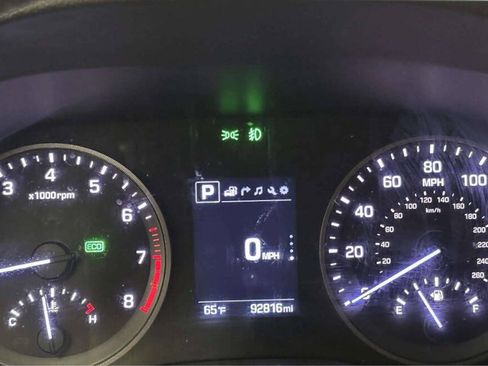 Used 2016 Hyundai Tucson Limited FWD image 34