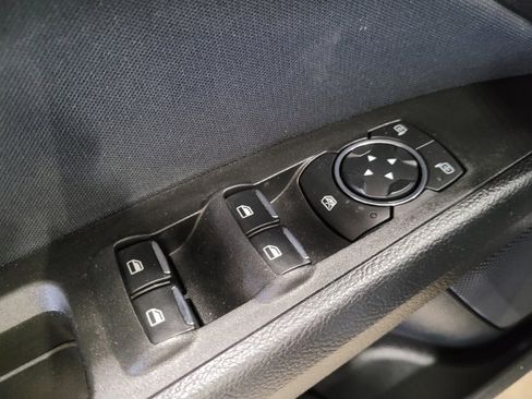Used 2020 Ford Fusion SE FWD image 27