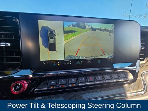 Used 2022 Chevrolet Silverado 1500 ZR2 w/ Technology Package AWD/4WD image 28