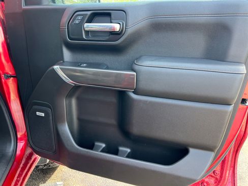 Used 2022 GMC Sierra 1500 AT4 w/ AT4 Premium Package image 17