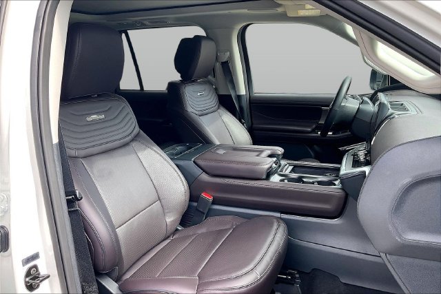 New 2027 Ford Expedition Max Platinum w/ Platinum Ultimate Package AWD/4WD image 9