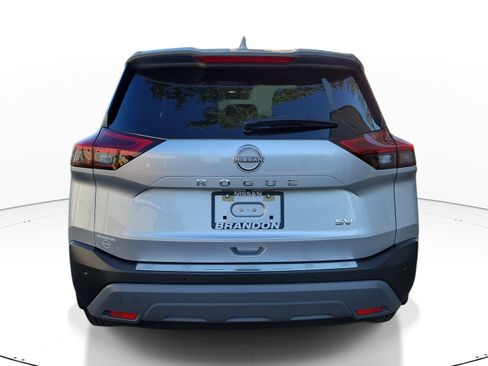 Certified 2023 Nissan Rogue SV FWD image 8