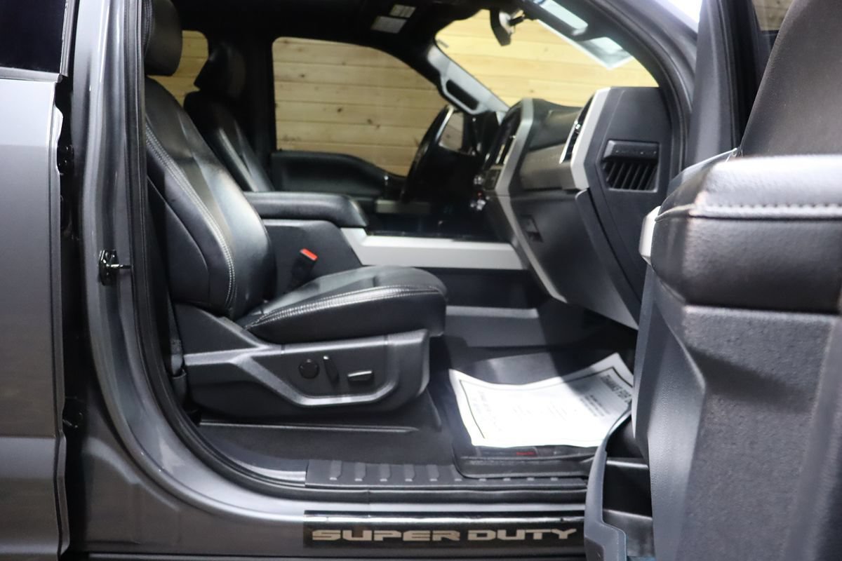 Used 2022 Ford F250 Lariat w/ Black Appearance Package AWD/4WD image 87