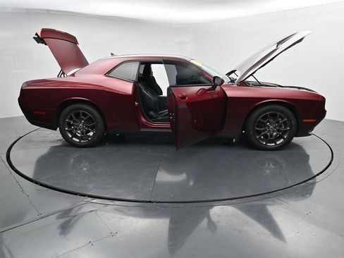 Used 2018 Dodge Challenger GT AWD/4WD image 36
