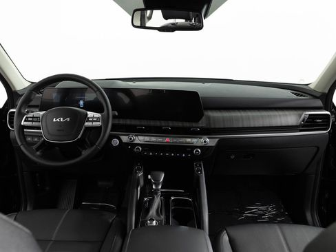 Used 2024 Kia Telluride EX w/ EX Captain's Chair Package AWD/4WD image 37
