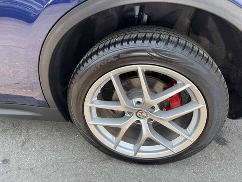 Used 2018 Alfa Romeo Stelvio Ti Sport image 7