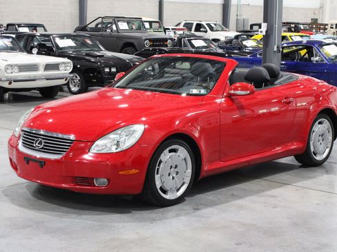 Used 2002 Lexus SC 430 Convertible RWD image 2
