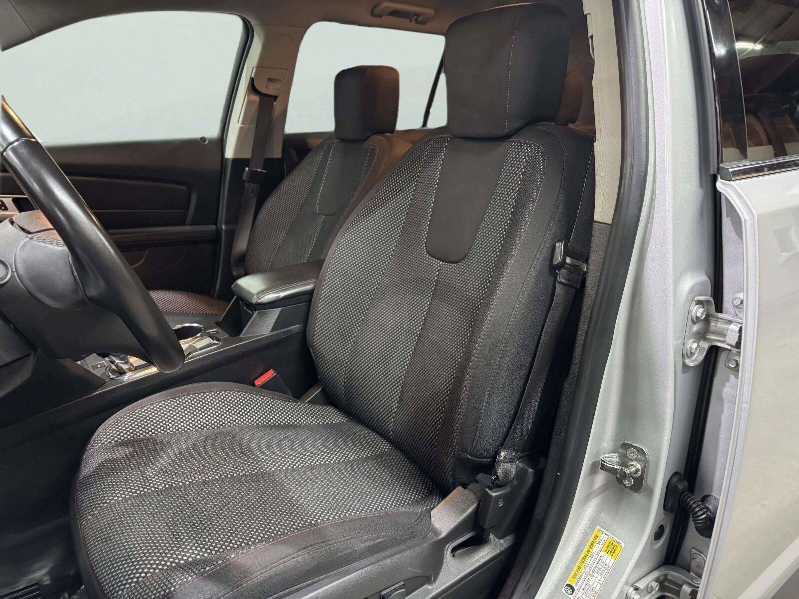 Used 2017 GMC Terrain SLE w/ Convenience Package FWD image 17