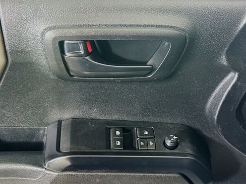 Used 2022 Toyota Tacoma SR RWD image 23