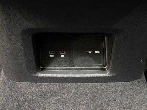 Used 2026 Volkswagen Atlas Cross Sport SEL R-Line AWD/4WD image 54