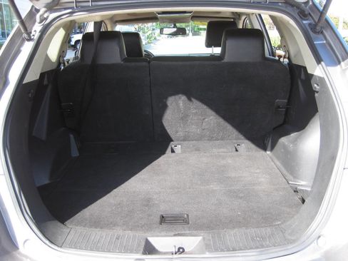 Used 2012 Nissan Rogue SL FWD image 33