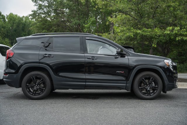 Used 2022 GMC Terrain AT4 w/ Infotainment Package II AWD/4WD image 7