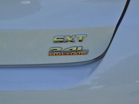 Used 2014 Dodge Dart SXT FWD image 8
