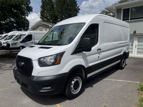 Used 2025 Ford Transit 250 148 Medium Roof RWD image 1