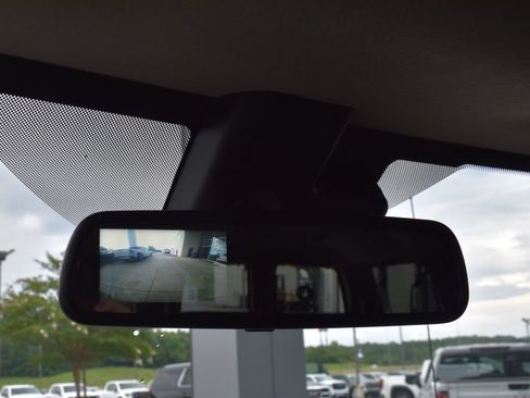Used 2024 Chevrolet Express 3500 LS RWD image 16