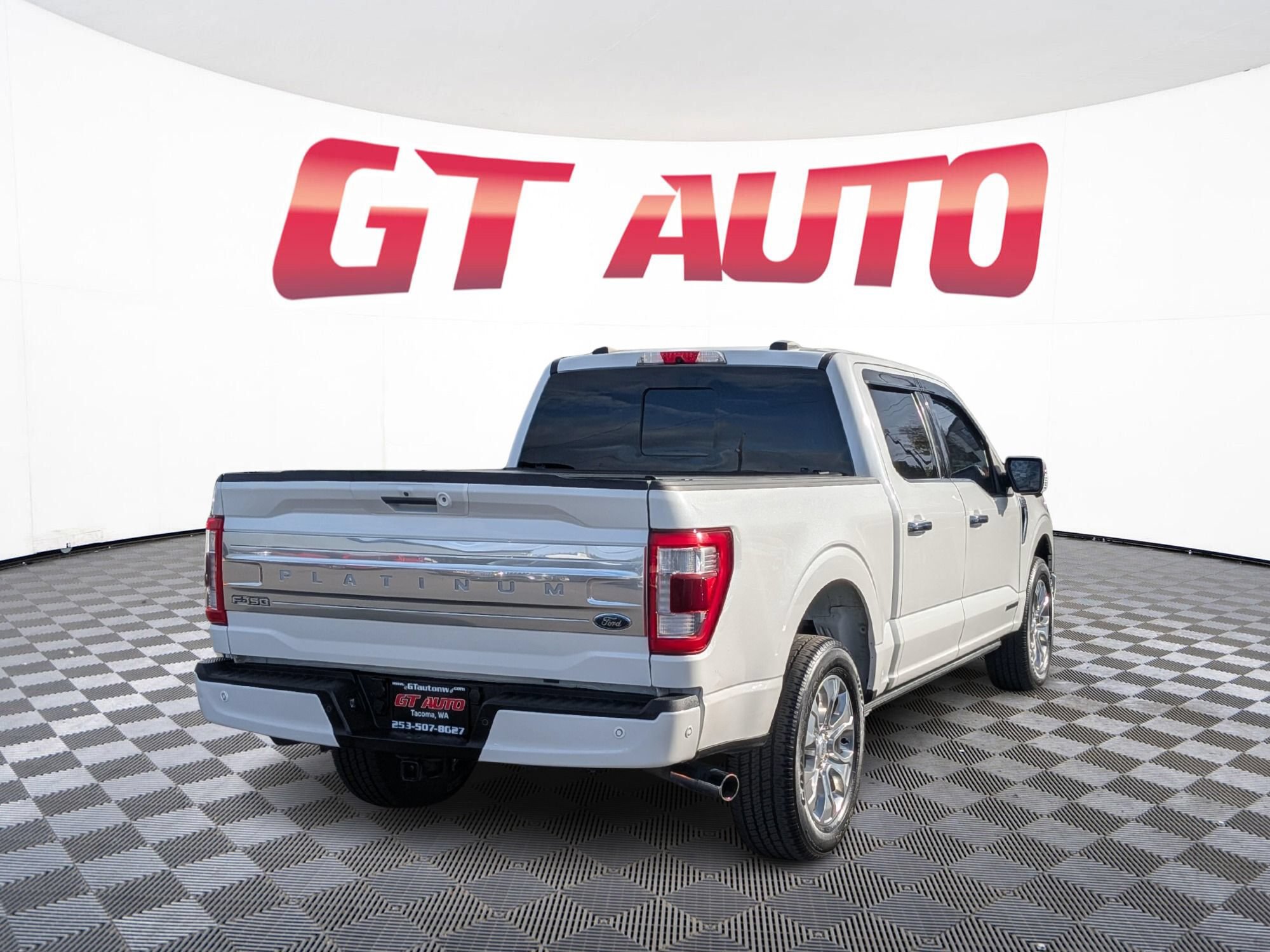 Used 2021 Ford F150 Platinum w/ FX4 Off-Road Package AWD/4WD image 5