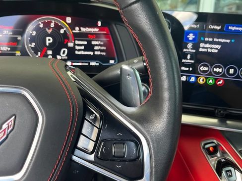 Used 2023 Chevrolet Corvette Stingray Premium Conv w/ Z51 Performance Package RWD image 24