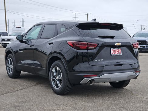 New 2026 Chevrolet Blazer LT FWD image 4