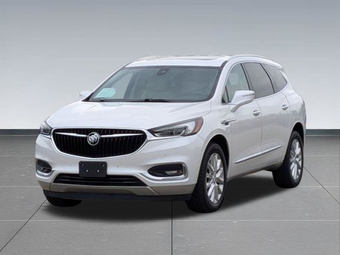 Used 2018 Buick Enclave Premium w/ Experience Buick Package AWD/4WD image 10