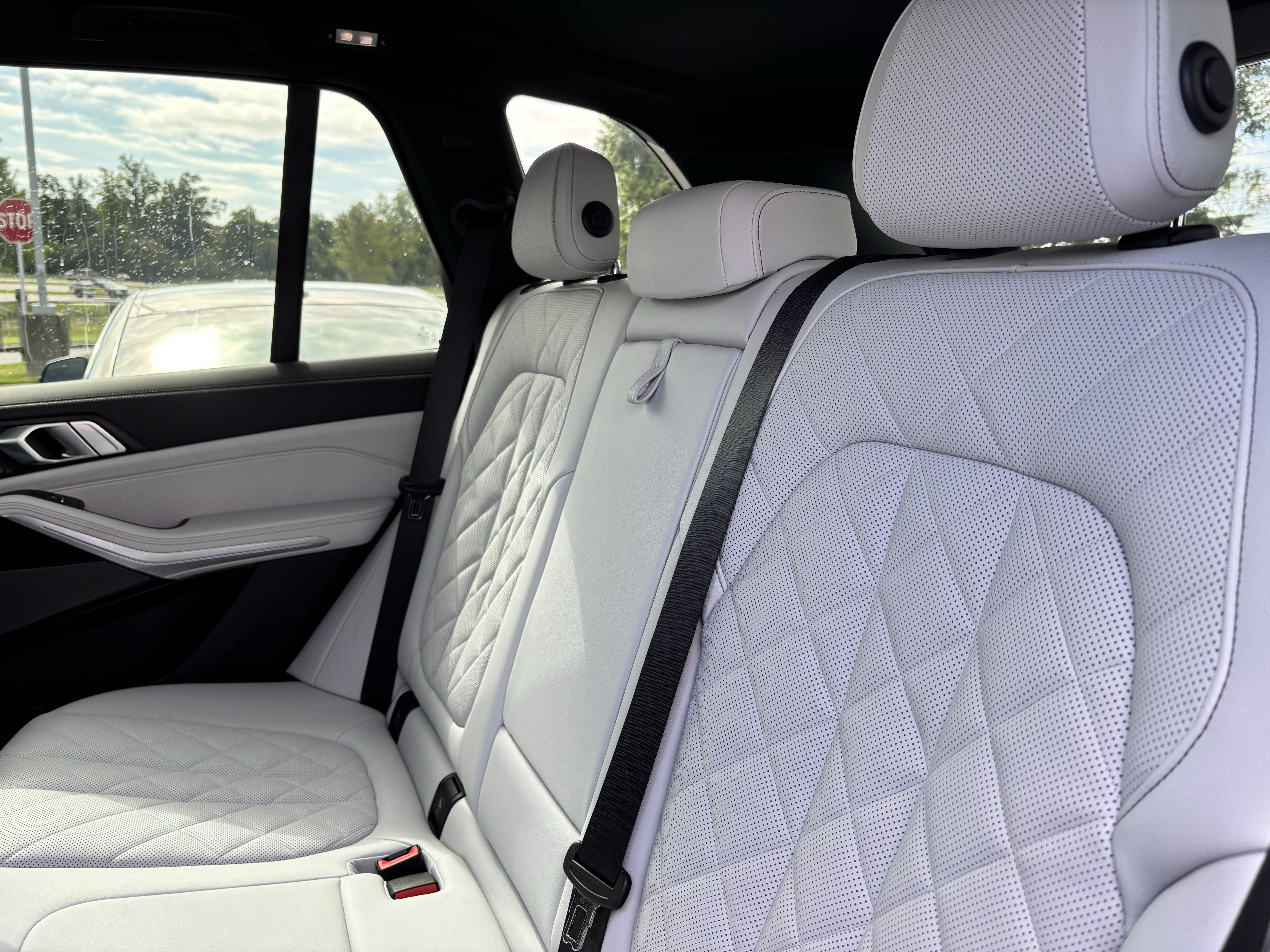 Certified 2025 BMW X5 sDrive40i w/ Premium Package RWD image 32
