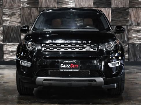 Used 2017 Land Rover Discovery Sport HSE Luxury image 6