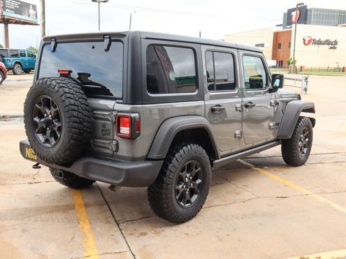 Used 2022 Jeep Wrangler Unlimited Sport AWD/4WD image 5