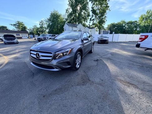 Used 2017 Mercedes-Benz GLA 250 4MATIC image 45