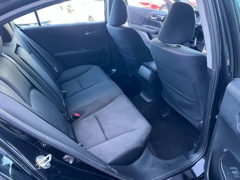 Used 2016 Honda Accord LX image 10