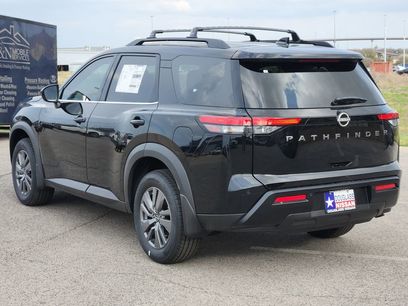New 2026 Nissan Pathfinder SV