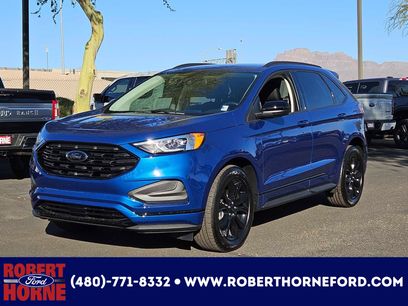 New 2024 Ford Edge SE w/ Black Appearance Package