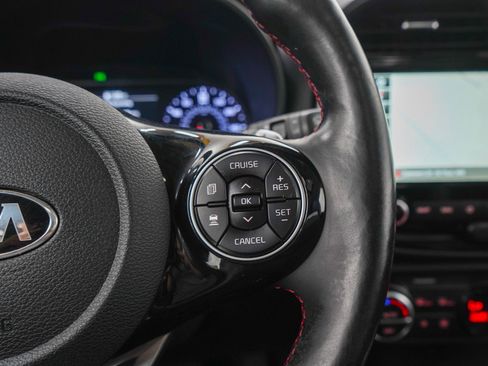 Used 2020 Kia Soul GT-Line Turbo FWD image 25