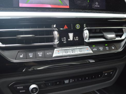 Used 2026 BMW Z4 M40i RWD image 27