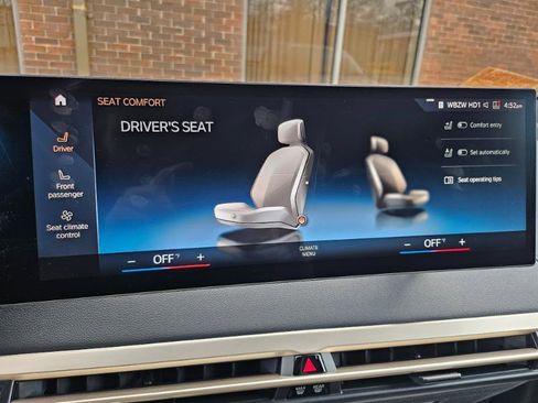 Used 2023 BMW iX xDrive50 w/ Ultimate Package 2 image 47