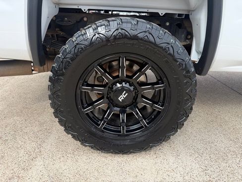 Used 2019 GMC Sierra 3500 3500 w/ Sierra Convenience Package image 14