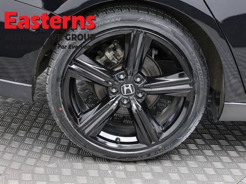 Used 2024 Honda Accord Sport image 28