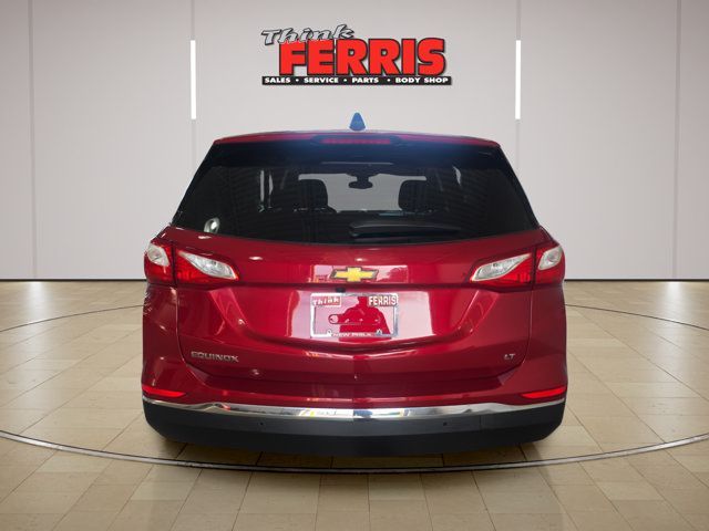 Used 2020 Chevrolet Equinox LT w/ Driver Convenience Package FWD image 4