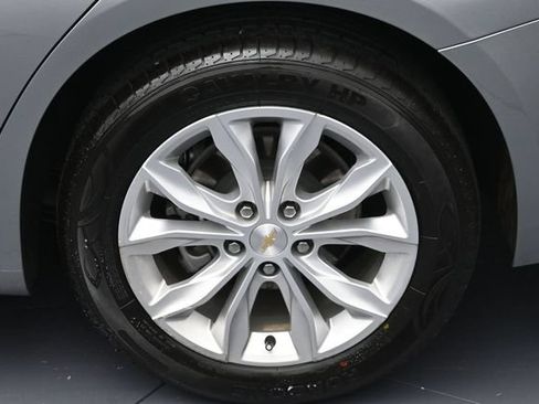 Used 2024 Chevrolet Malibu LT FWD image 8