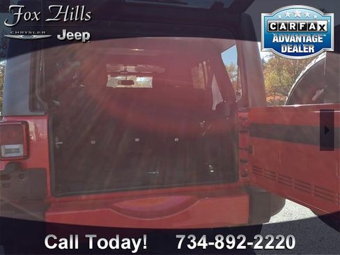 Used 2016 Jeep Wrangler Unlimited Sahara image 10