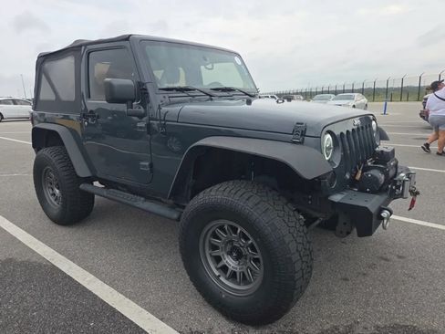 Used 2017 Jeep Wrangler Sport w/ Quick Order Package 23S AWD/4WD image 6