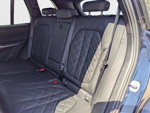 Used 2026 BMW X5 xDrive40i w/ M Sport Package AWD/4WD image 15
