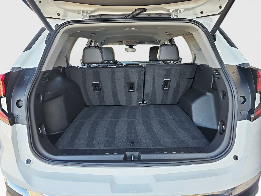 Used 2023 GMC Terrain SLT FWD image 20