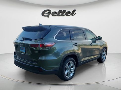 Used 2016 Toyota Highlander Limited w/ Driver Technology Package AWD/4WD image 5